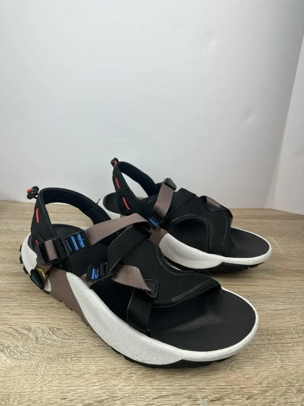 Nike ACG Deschutz Sandals Black Brown No Size Tag Read
